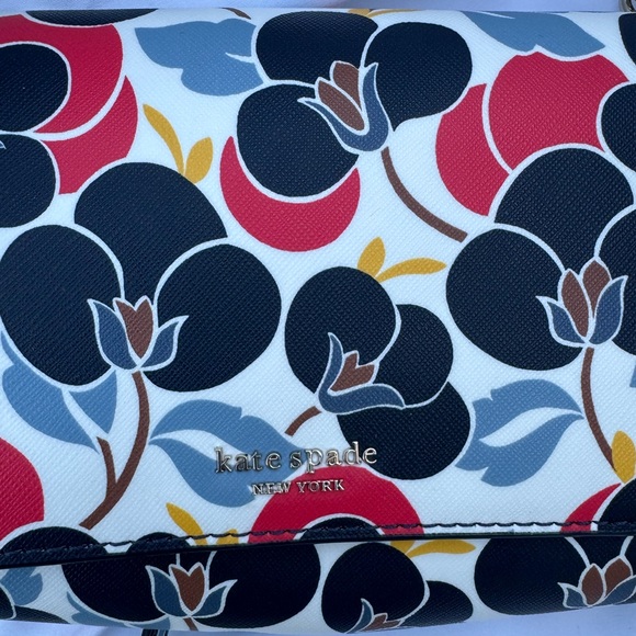 Kate Spade Cameron Small Flap Crossbody Bag Breezy Floral - Picture 2 of 6